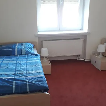 Gemuetliche In Laendlicher Lage リーザ